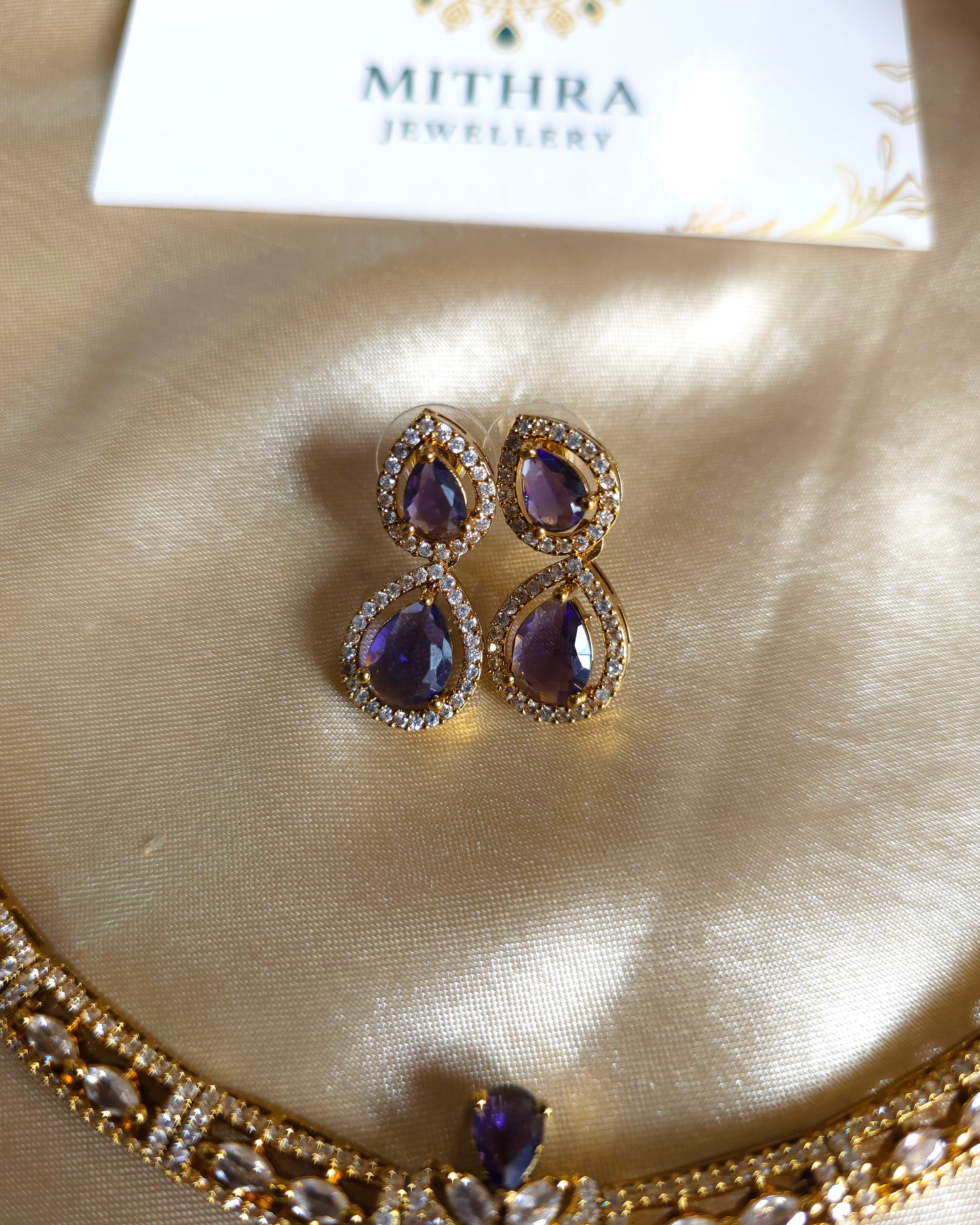 BLING - Teardrop Halo Necklace & Earring Set MJ1036