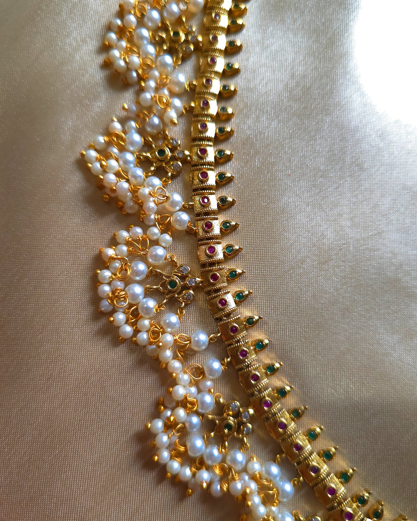 Regal Guttapusalu-Style Antique Haram (without Earrings) MJ1006