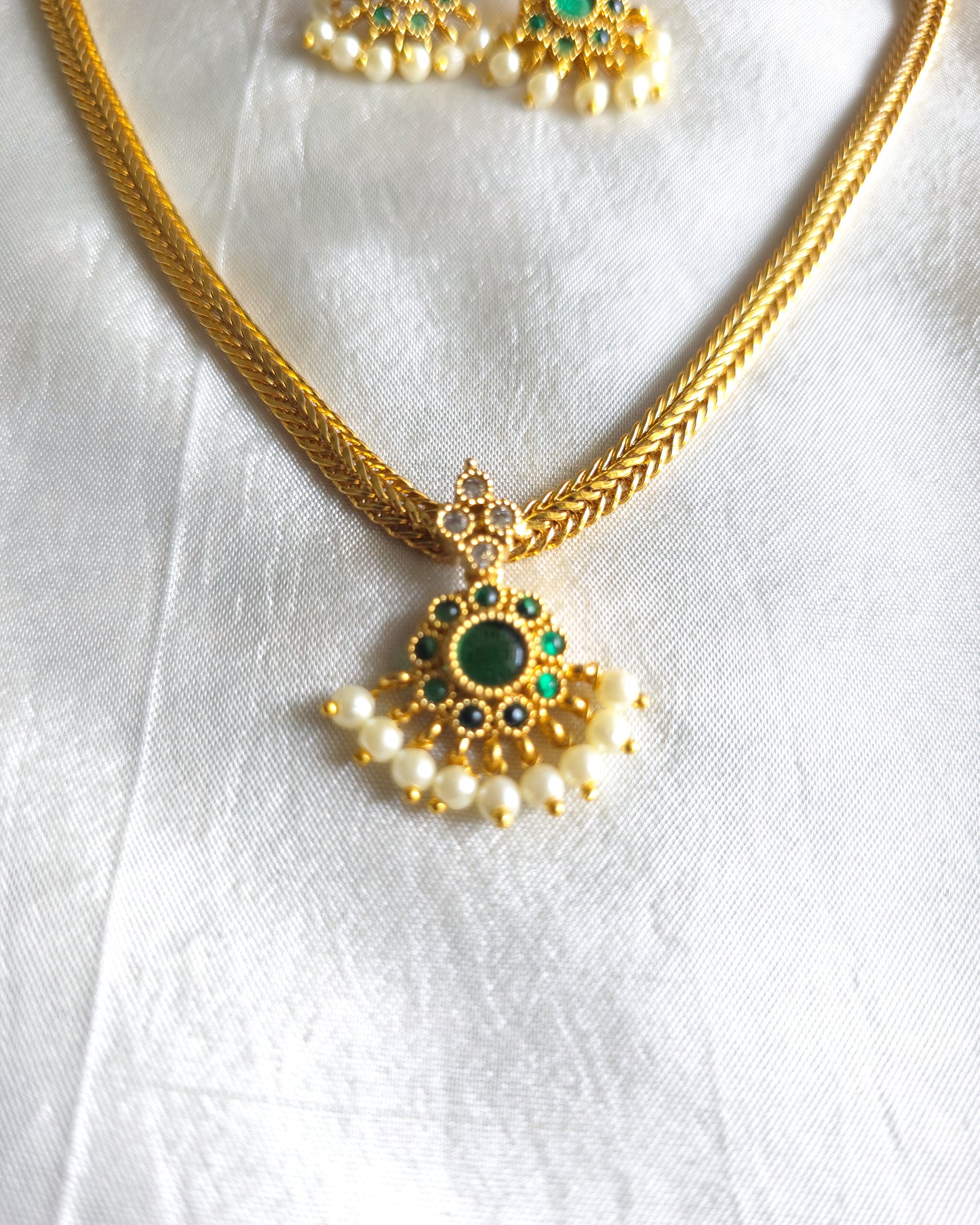 KAVI - Minimal Pendant set MJ1017