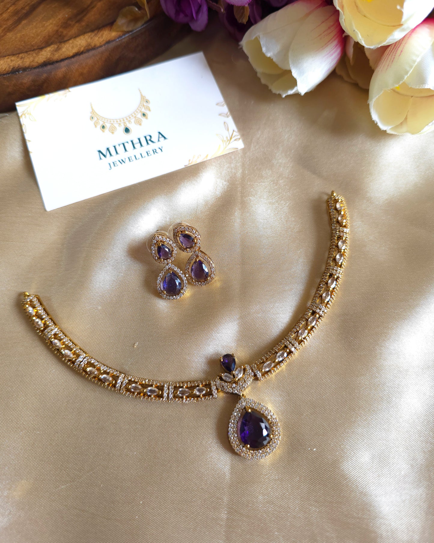 BLING - Teardrop Halo Necklace & Earring Set MJ1036