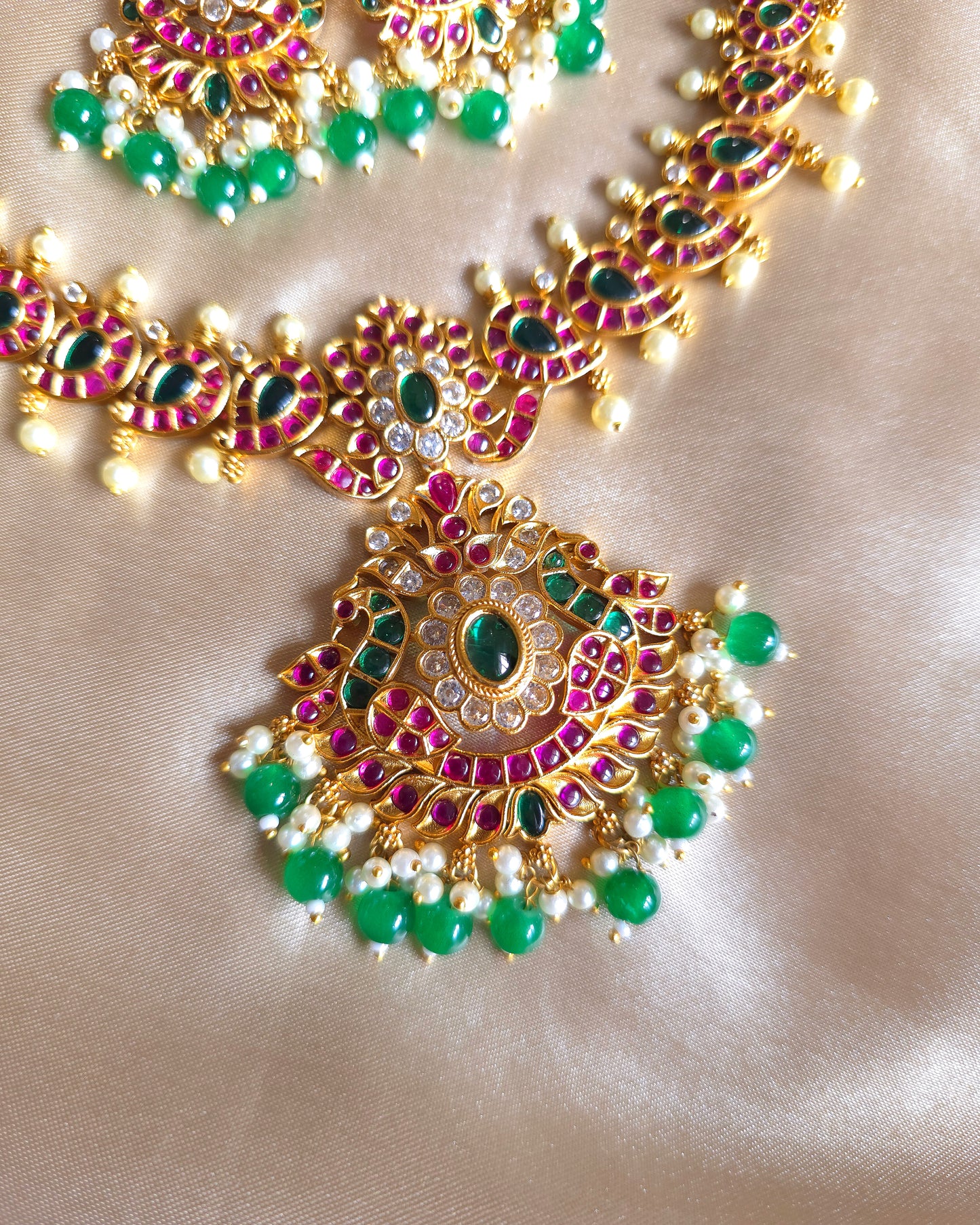 Royal Antique Gold-Plated Emerald & Ruby Necklace Set MJ1049