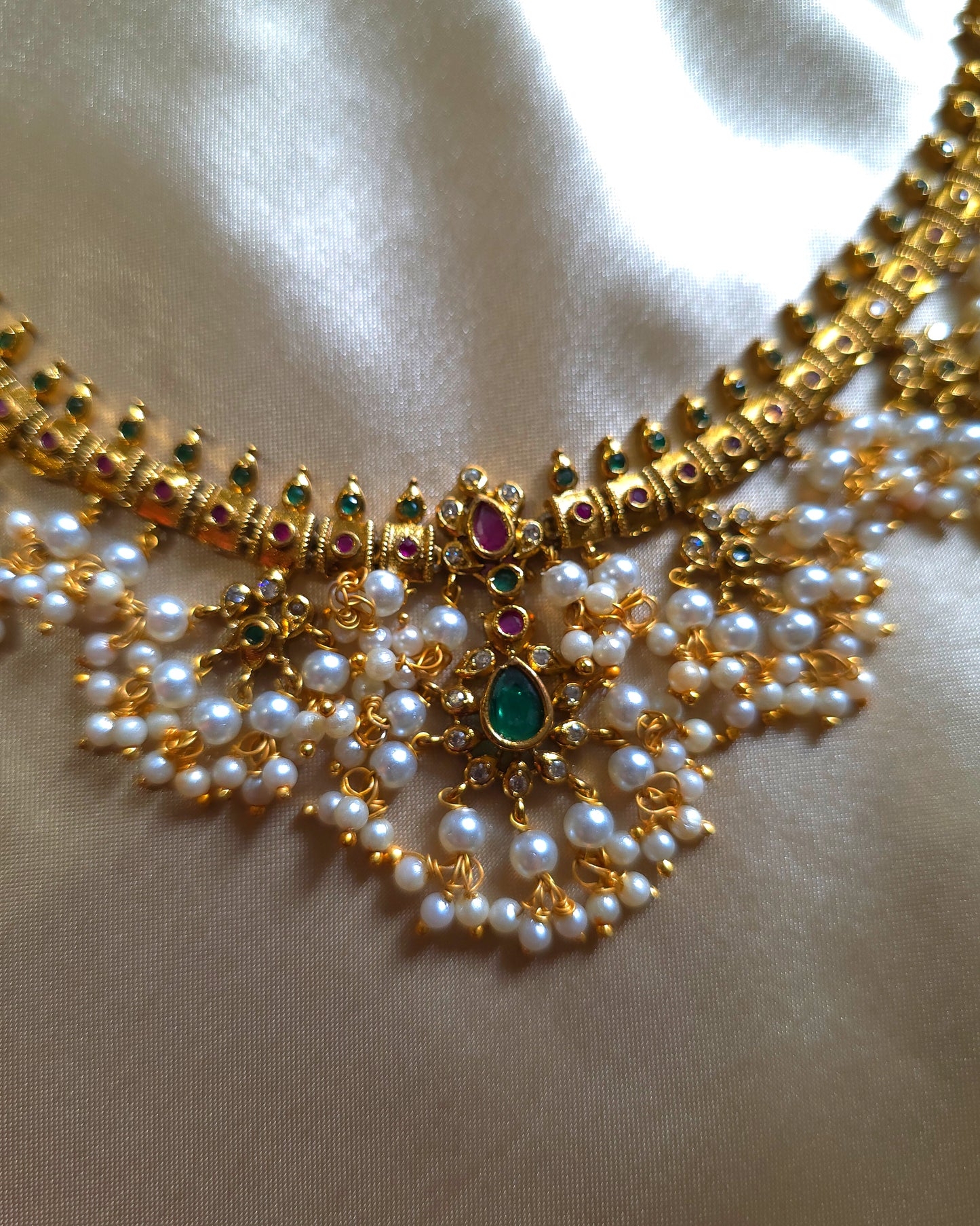 Regal Guttapusalu-Style Antique Haram (without Earrings) MJ1006