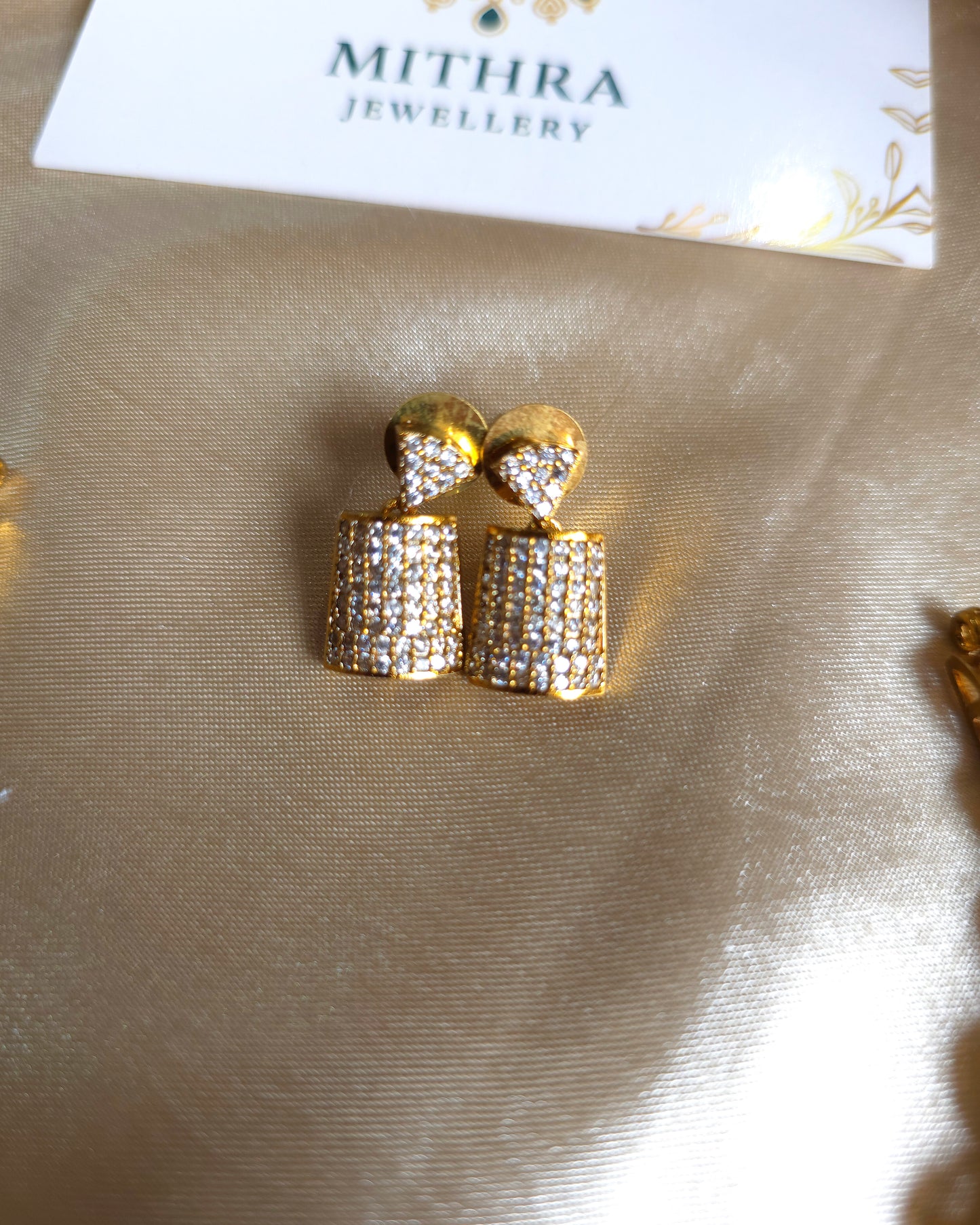 Gilded Radiance Geometric Choker & Earring Set MJ1054
